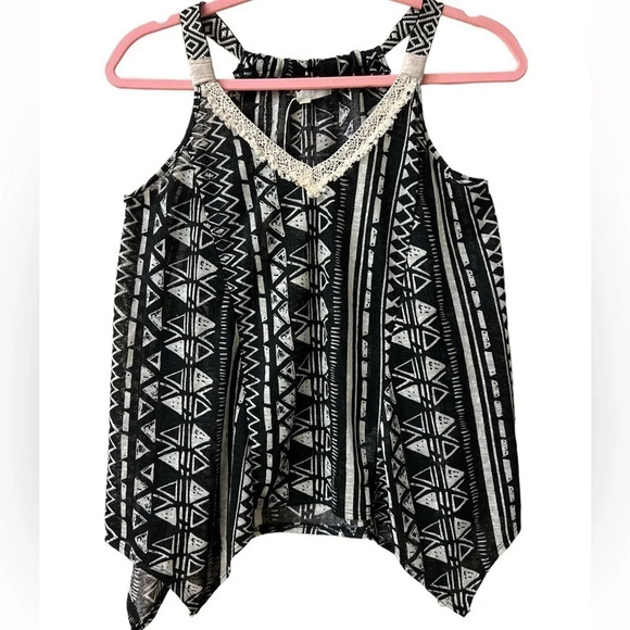 Jolt Dressy Tank top - Picture 1 of 2